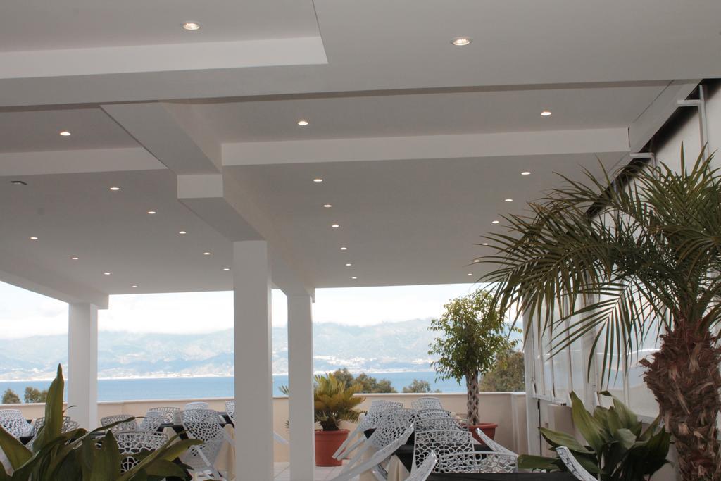 Hotel Lungomare Reggio di Calabria Exterior foto