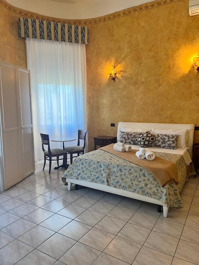 Hotel Lungomare Reggio di Calabria Exterior foto