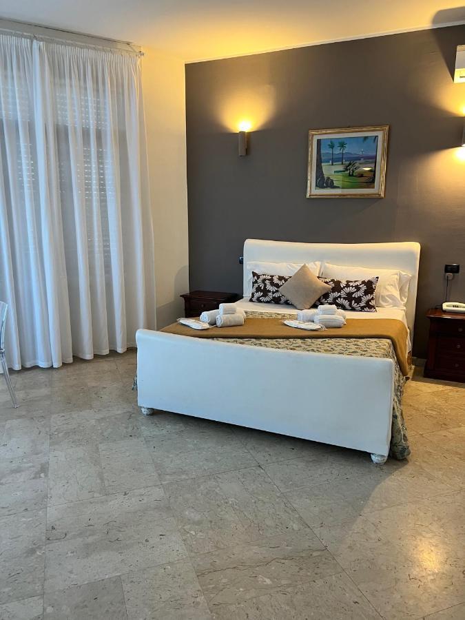 Hotel Lungomare Reggio di Calabria Exterior foto