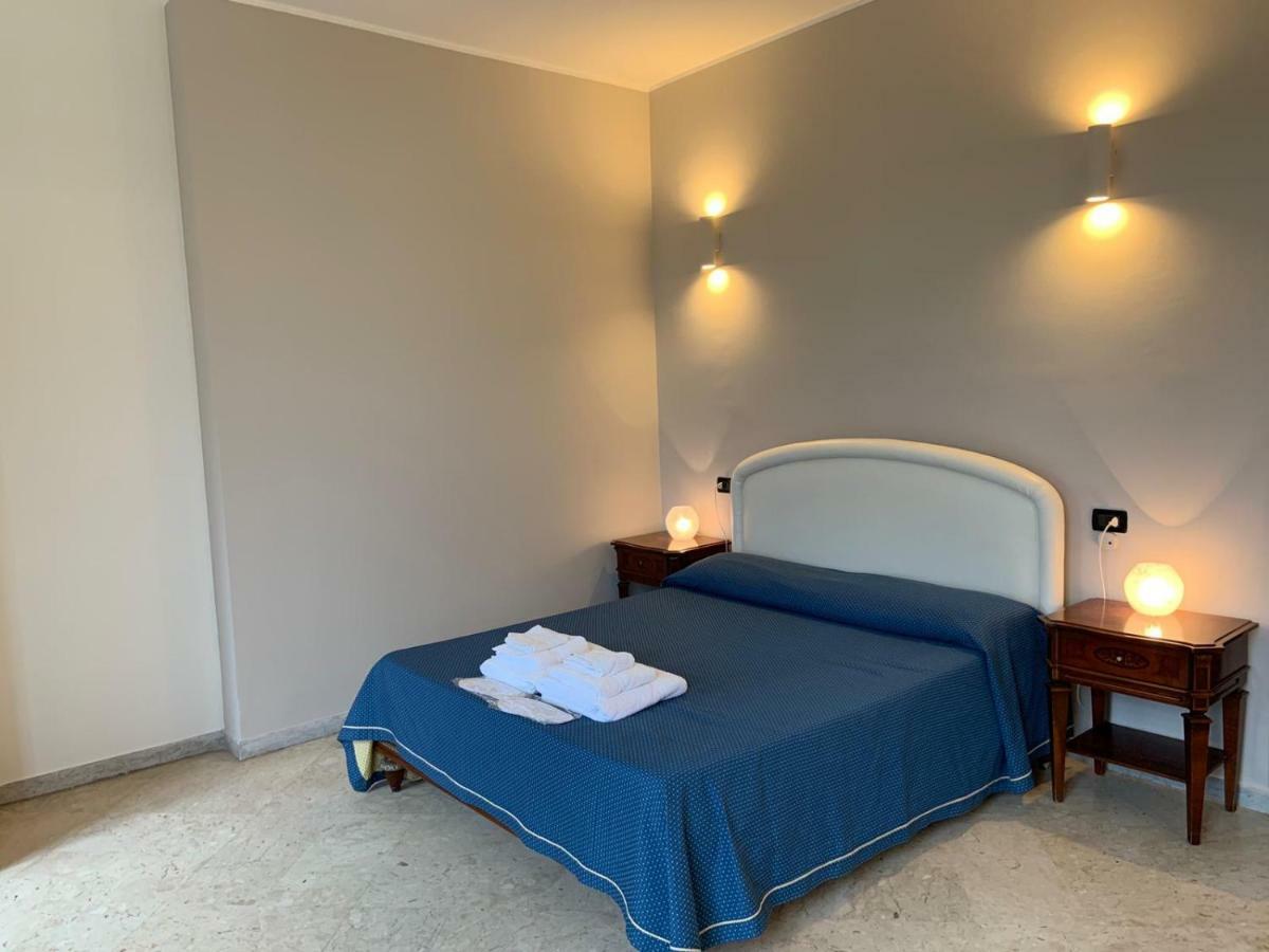 Hotel Lungomare Reggio di Calabria Exterior foto