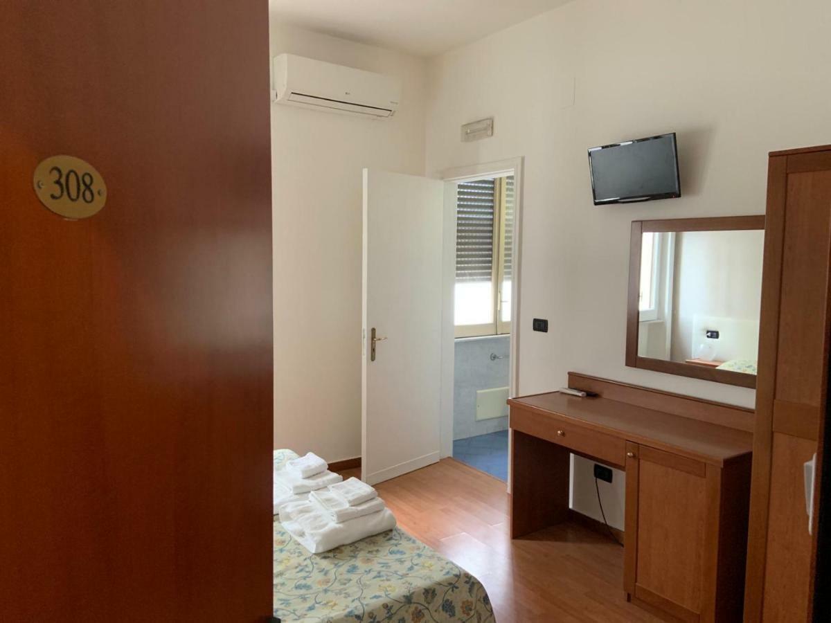 Hotel Lungomare Reggio di Calabria Exterior foto